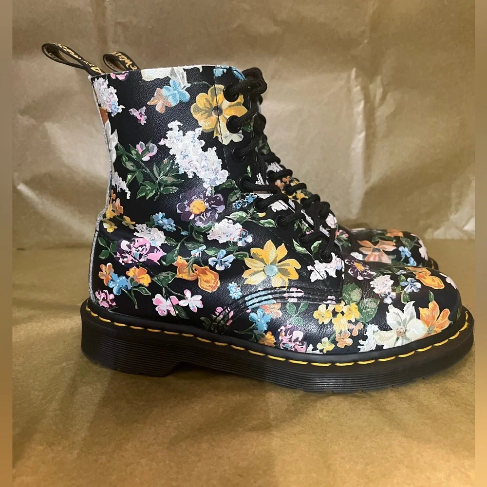 Dr Martens Darcy Floral Pascal DF Boots - Picture 2 of 7